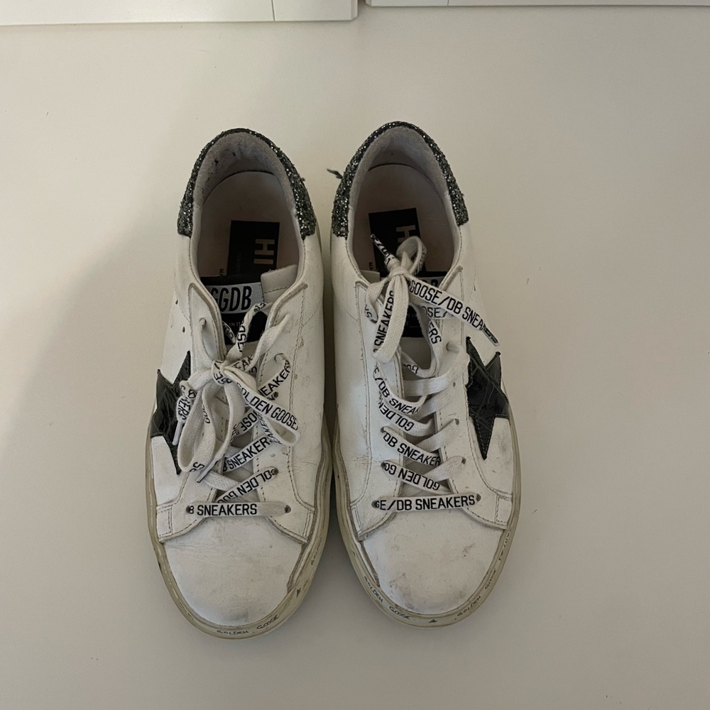 Platform white and green golden goose sneakers
